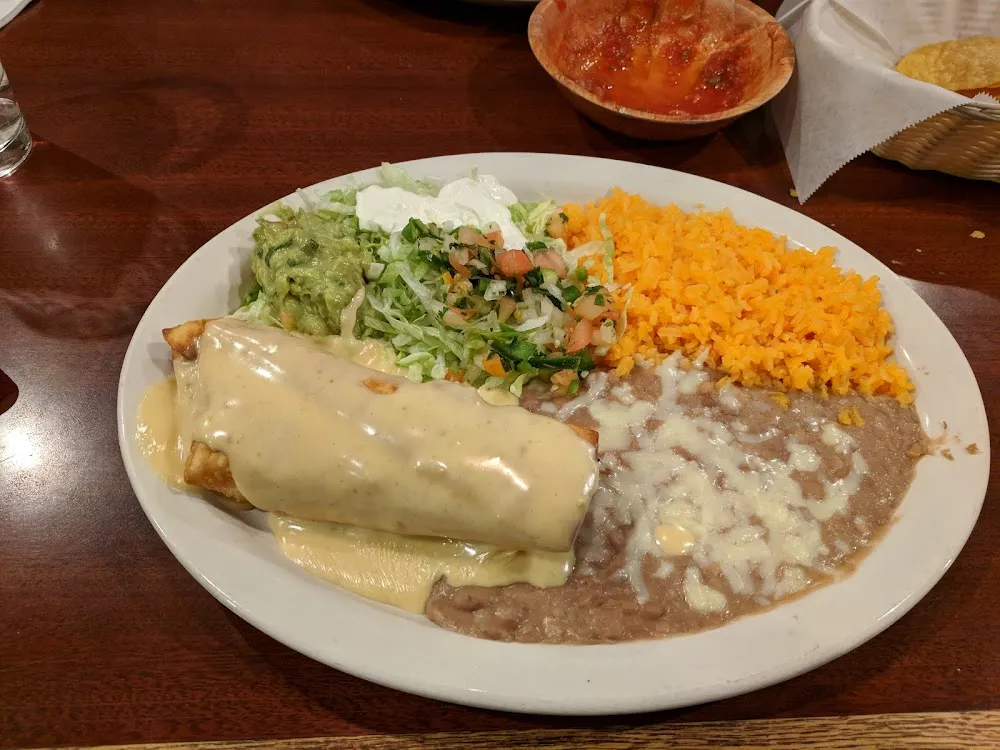 Cun Poco de Todo Enchiladas